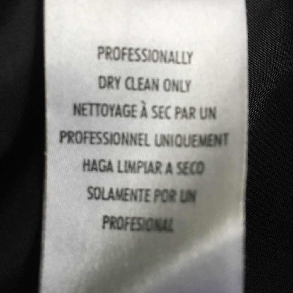 CASUAL CORNER Set of top and skirt. Petite 4 - Picture 6 of 6